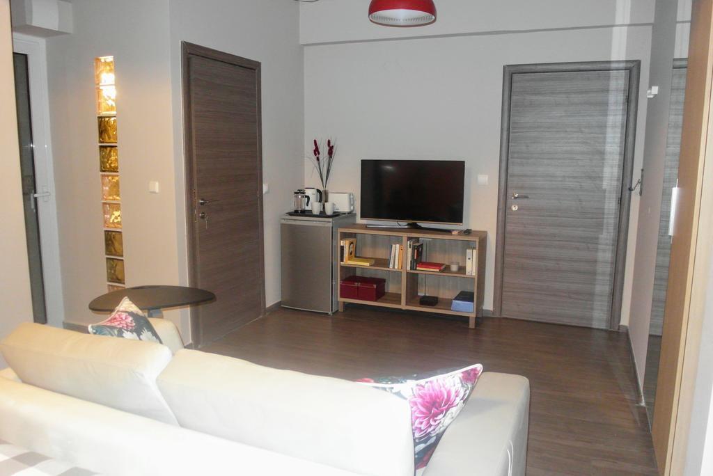 Rino Thessaloniki Apartments Buitenkant foto